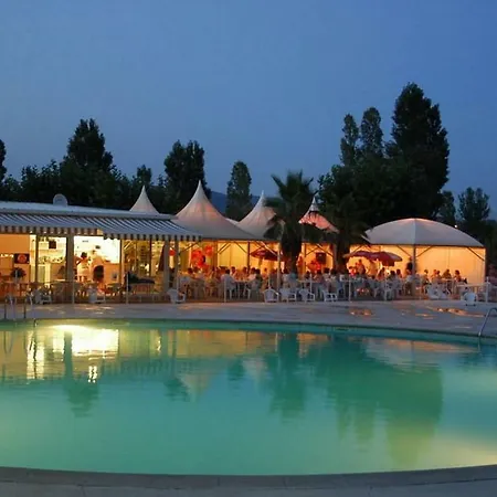 Campsite Spacieux Mobil-home Frejus